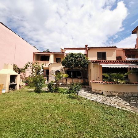 Apartmani Koin Medulin Luaran gambar