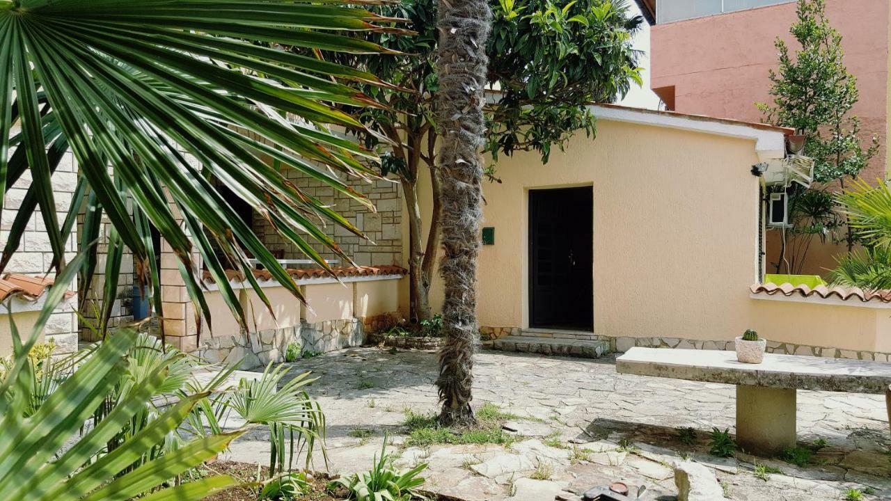 Apartmani Koin Medulin Luaran gambar